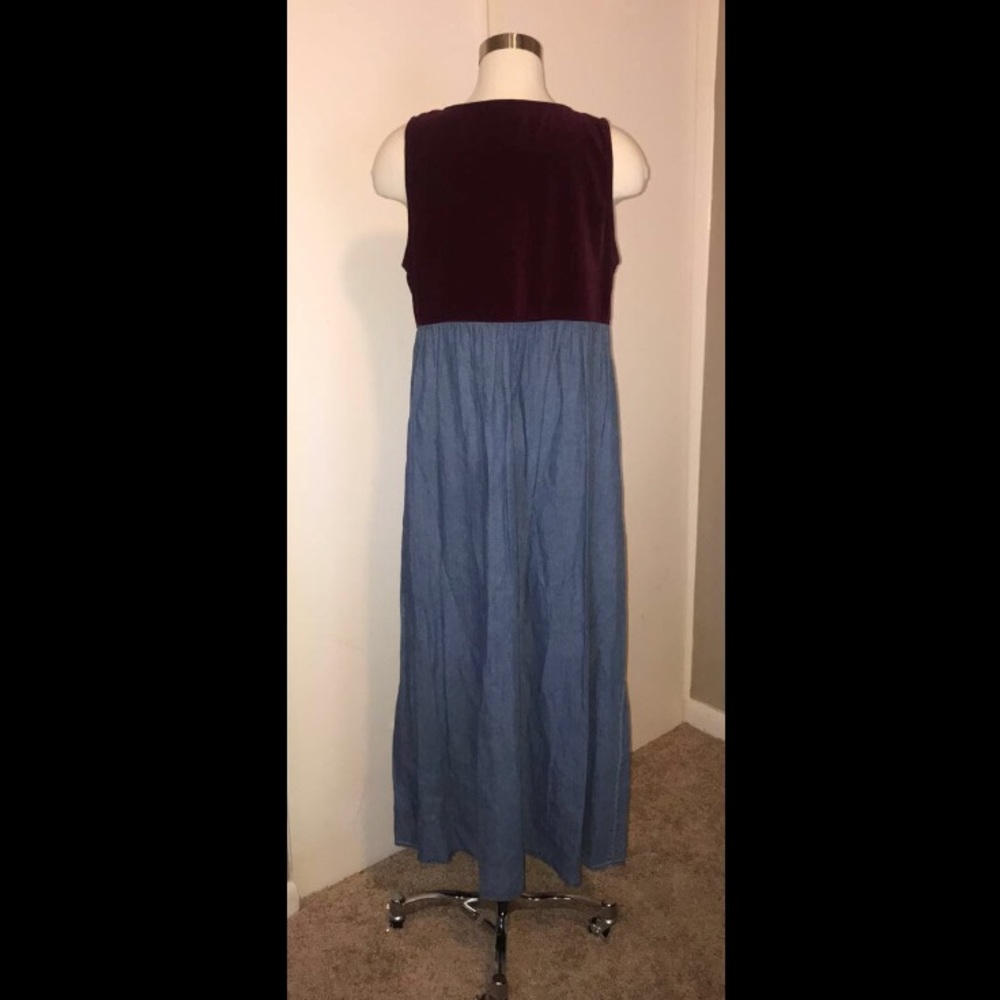 Dress - Picture 2 of 3